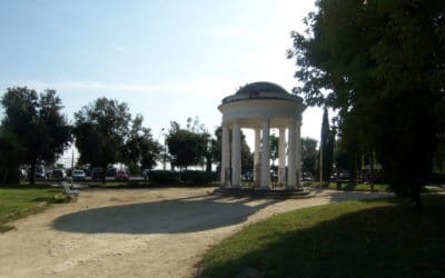 Quartiere Chiaia: itinerario a piedi tra le sue bellezze