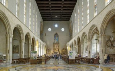 Come visitare il Monastero di Santa Chiara e il suo Chiostro Maiolicato