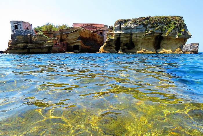 parco sommerso della gaiola mare napoli