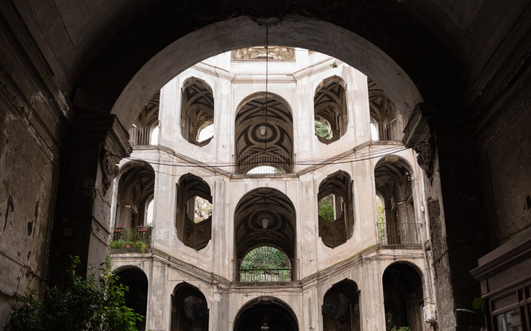 Palazzo Sanfelice: un gioiello nel cuore di Napoli