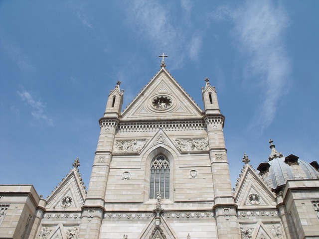 Duomo al Centro Storico di Napoli