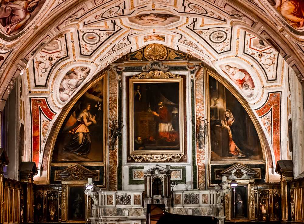 Sant'Anna dei Lombardi a Napoli