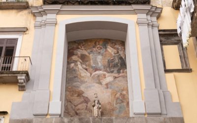 Via Foria: storia e il fascino di una strada storica di Napoli