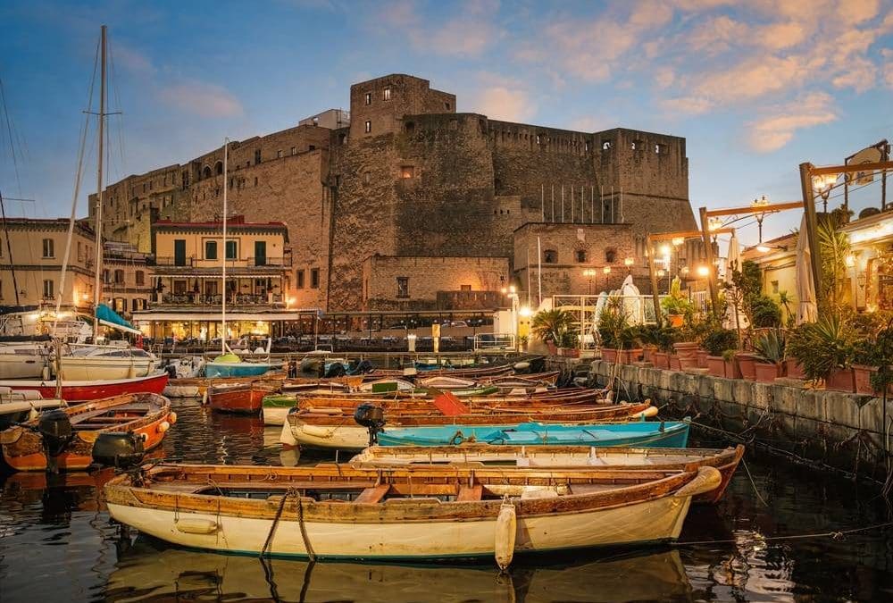 Borgo Marinari a Napoli