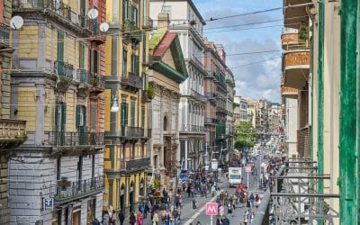 Alla scoperta di Via Toledo a Napoli