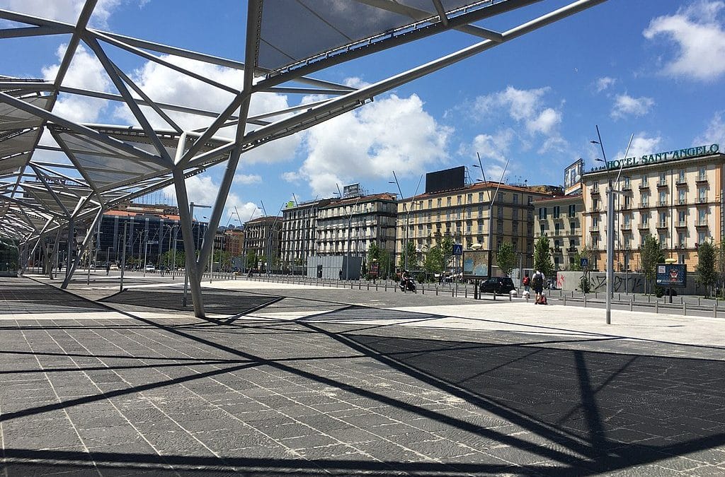 Stazione Centrale di Napoli piazza Garibaldi